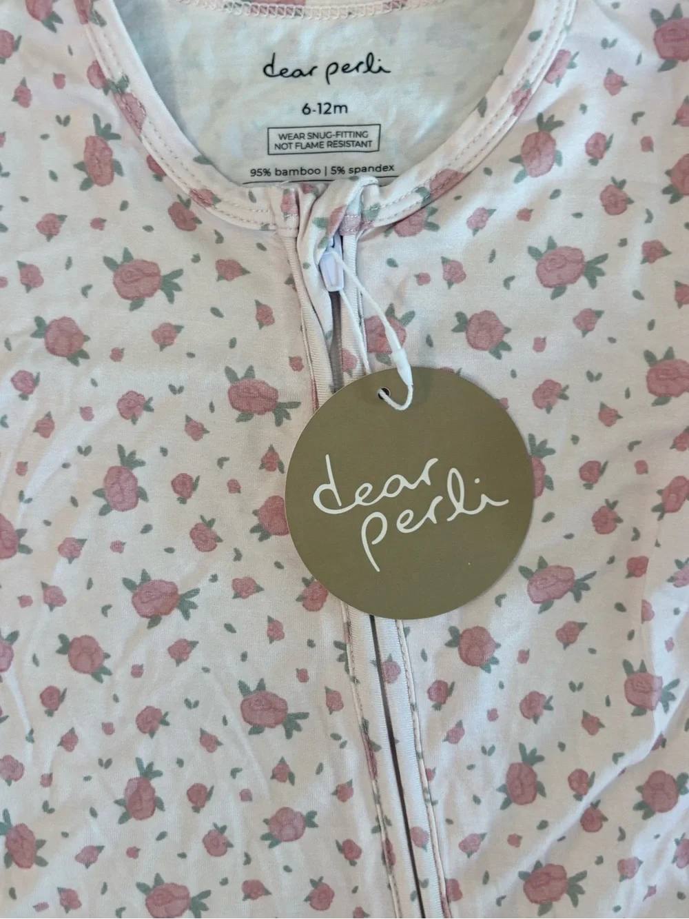 NWT Dear Perli Baby Girl Bamboo Footie Zippered 1 Piece Rosie Posie 6-12 Months - Picture 4 of 9